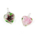 Glaze Luminous Love Heart Lampwork Pendentifs avec des couleurs de mélange intérieur fleur 12pcs / box, MC0104